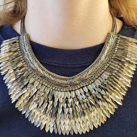Vintage Stella and Dot Pegasus Feather Necklace - Picture 4 of 4
